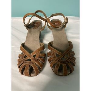 BC Footwear Brown  Ankle Strap‎  Leather  Sandals Size 8.5 S-339